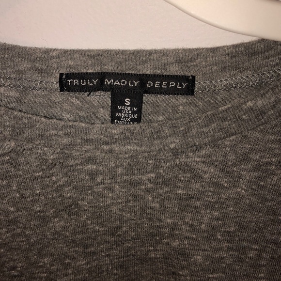 Grey Graphic T Shirt Croptop - Picture 2 of 4